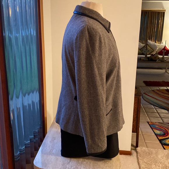 Oscar de la Renta Gen Leather Trim, Excellent Condition, measurements in photos - Picture 4 of 11